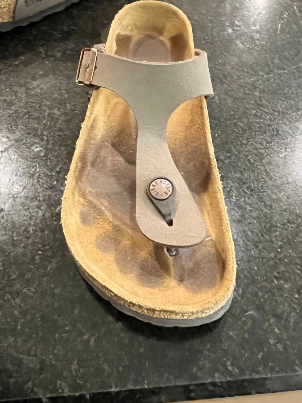 Birkenstock Womens Gizeh Sandal in Taupe Size 38